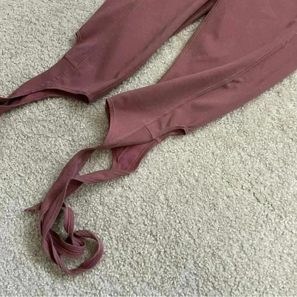 Free People Turnout Movement Leggings Ballet Core Tie Leg Criss Cross Mauve Med - Picture 14 of 15
